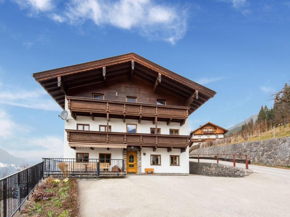 Farmhouse With Views Over The Zillertal Grosshartberg Exterior photo