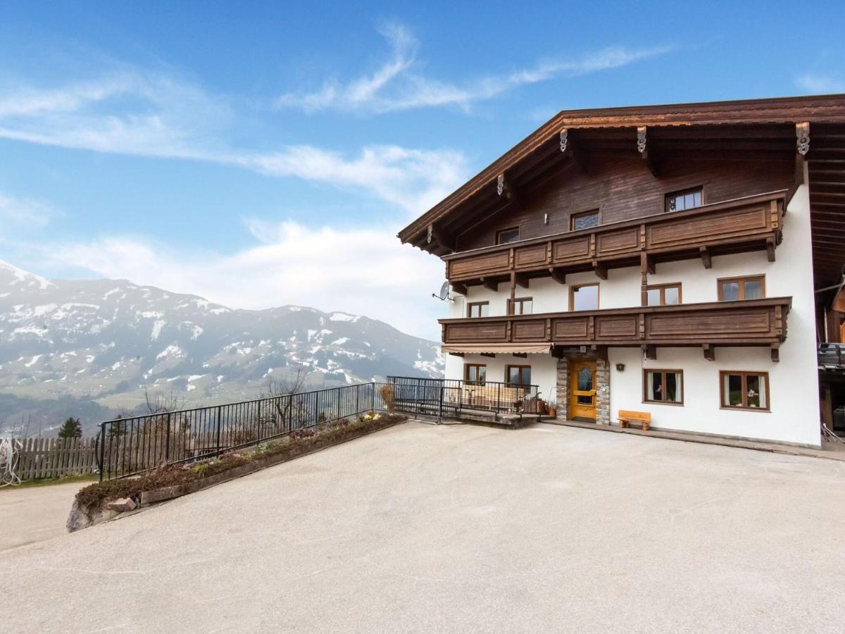 Farmhouse With Views Over The Zillertal Grosshartberg Exterior photo